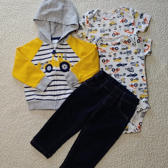 Carter's Other - Toddler outfit 18months